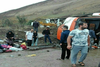 حال مصدومان حادثه رانندگی گردنه حیران مساعد است