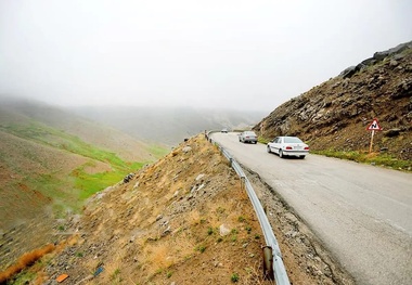 نوسازی و ایمن سازی جاده های تویسرکان در هفته دولت به بهره برداری رسید