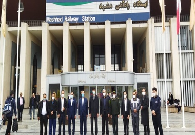 بازدید میدانی مدیرعامل راه‌آهن از خدمات نوروزی در حال ارائه در ایستگاه راه‌آهن مشهد