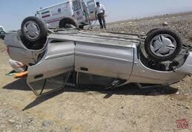 واژگونی خودرو در گردنه دامنه ۵ نفر را راهی بیمارستان کرد