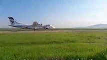 (فیلم) ورود هواپیمای برجامی به فرودگاه کلاله