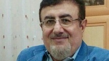 سرتا پای آقای آخوندی را باید طلا گرفت
