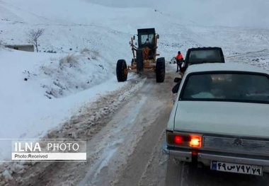 ۱۵۰ دستگاه ماشین آلات برفروبی در گردنه های قزوین مستقر هستند