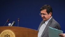 حمله تند رئیس کل بانک مرکزی به خودروسازان 