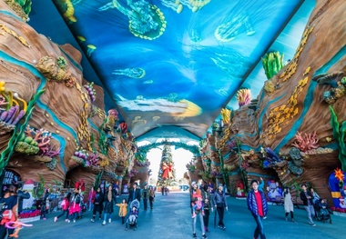 China builds more and more Amusement Parks