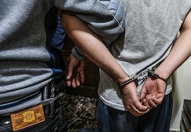 سرقت کشنده اسکانیا با دو سرنشین آن