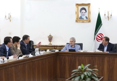  قطار سریع‌السیر تهران – قم – اصفهان باید سریع‌تر تعیین تکلیف شود