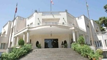 ردای «وزیر شایسته»