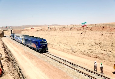 نهایی شدن فاینانس راه‌آهن رشت-آستارا/قرارداد ۳میلیارد یورویی واگن