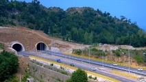 آزادراه تهران-شمال و چالوس تا ساعت١٧ مسدود است