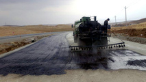 پیشرفت بهسازی راه روستایی غیاث‌آباد 