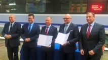 PKP Intercity awards coach refurbishment contract 