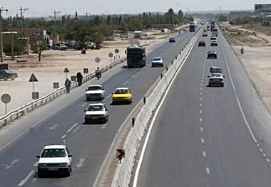 بازگشایی محور کبیرکوه در استان ایلام با تلاش راهداران