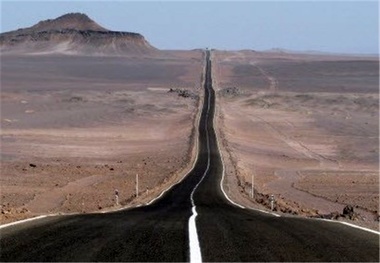 ۹ هزار و ۵۰۰ میلیارد ریال برای توسعه راه های ایوان هزینه شد