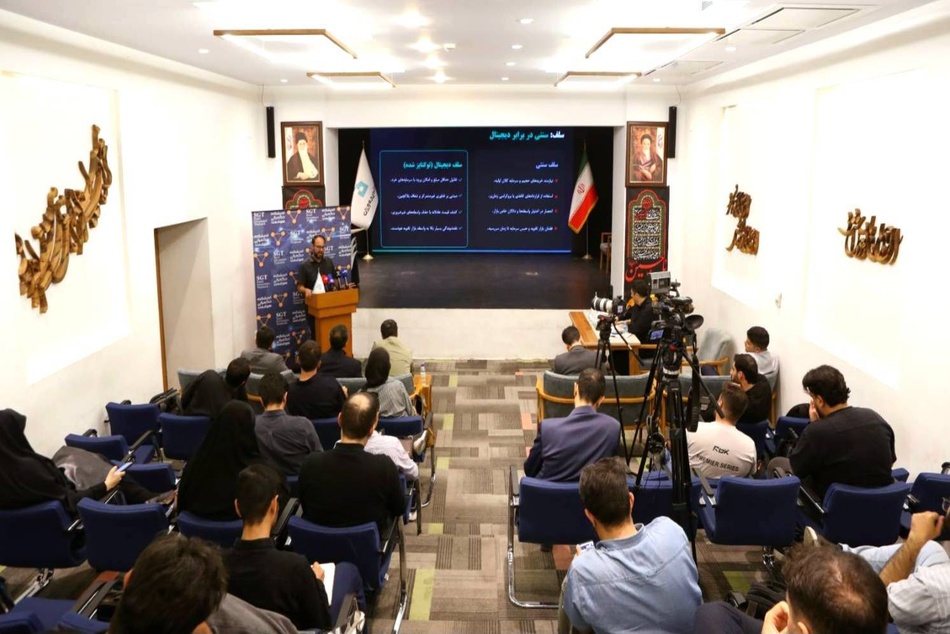 خاندوزی: وام ۲۳ درصدی در شرایط تورم ۵۰ درصدی یک رانت پنهان است