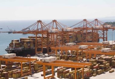 Piraeus Port Strengthens Position on New Silk Road