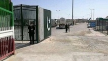 پاکستان ۶ مسیر زمینی به سوی ایران باز کرد