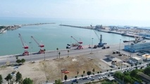 ۴۶۰ میلیارد تومان پروژه عمرانی در بندر چابهار در حال اجرا است