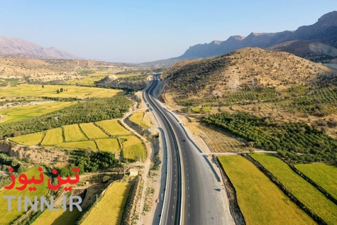 آزادراه شیراز اصفهان تنها اتوبان بدون زباله و آلودگی های بصری + فیلم