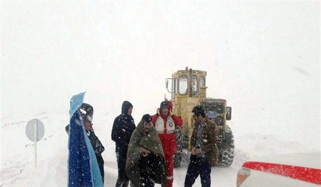 سقوط بهمن در محور کرج ـ چالوس 
