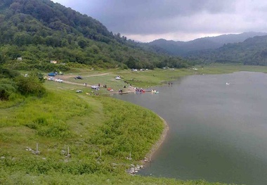 ثبت خاطره سفر نوروزی با چشم نوازی سازه آبی
