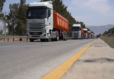 رانندگان کامیون بدانند: مهلت ثبت‌نام آزمون تأسیس شرکت‌ های حمل‌ونقل بین‌ المللی کالا تمدید شد