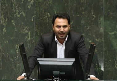 آخوندی به دنبال حفظ صندلی با روش لابی کردن نیست