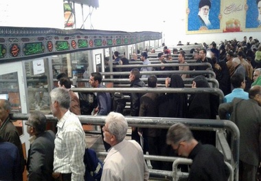 دستگاه‌های خدمات‌رسان در اربعین کارت تردد بگیرند