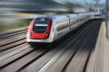 سرعت قطارهای مسافربری تهران - مشهد به‌ ۲۰۰ کیلومتر بر ساعت می‌ رسد