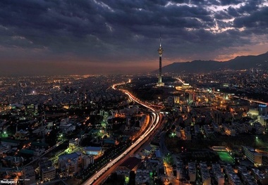 تمرکززدایی به جای جابه جایی؛ پایتخت منتقل می شود؟

