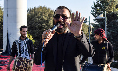 تصب پرچم یا حسین