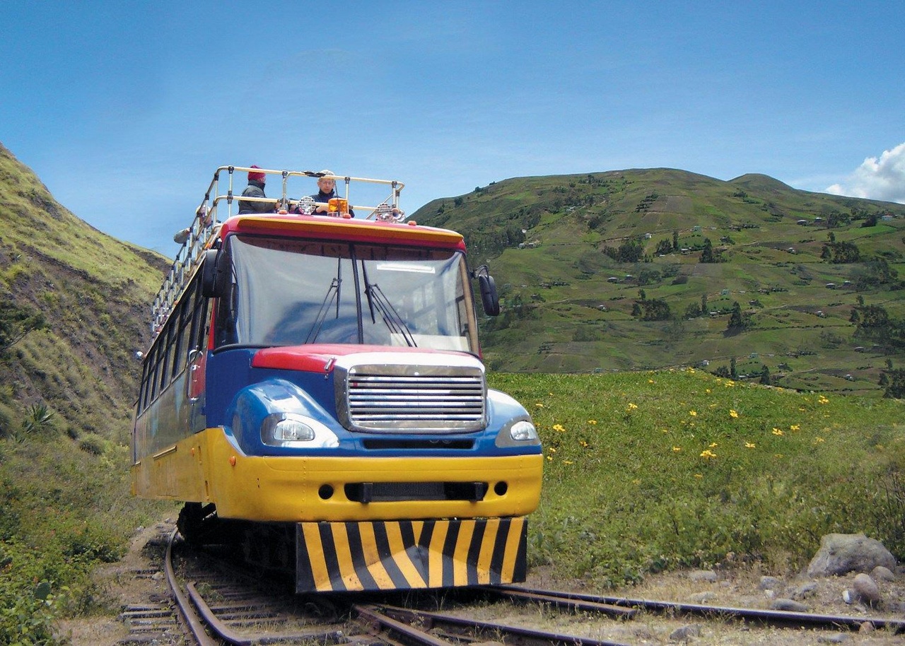 چیوا اکسپرس / Chiva Express
