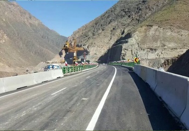 توسعه راه های ترانزیتی و تقویت بنادر از مطالبات جدی مردم مازندران است