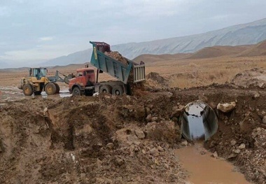 تلاش شبانه راهداران برای بازگشایی جاده بندرترکمن–بندرگز