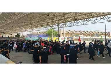 خروج اتوبوس از مرز مهران هر ۴۰ ثانیه یک‌ بار؛ آمار بازگشت زائران اربعین
