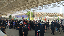 خروج اتوبوس از مرز مهران هر ۴۰ ثانیه یک‌ بار؛ آمار بازگشت زائران اربعین