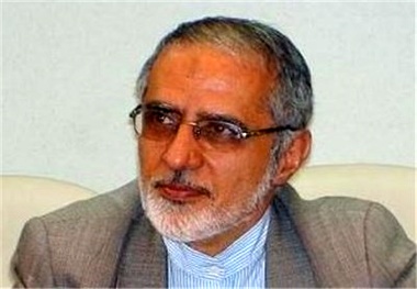 آب های فیروزه ای خلیج فارس، فرش راه مسافران نوروزی