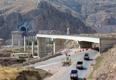 بهره برداری از طرح راه آهن قزوین- رشت در اردیبهشت سال ۹۷/ پیشرفت ۸۱ درصدی راه آهن قزوین- رشت