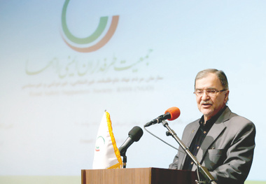  افزایش هزینه‌ کامیون‌ها، ایمنی جاده‌ها را تهدید می‌کند
