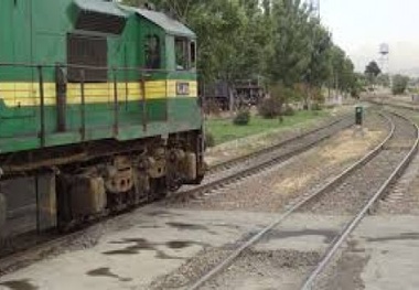 افتتاح اولین لکوموتیو تحویلی از پروژه ۱۰ دستگاه لکوموتیو «جی ای»