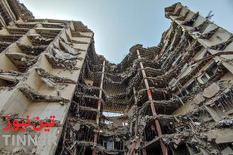 گزارش تصویری/ ریزش ساختمان ۱۰ طبقه متروپل - آبادان
