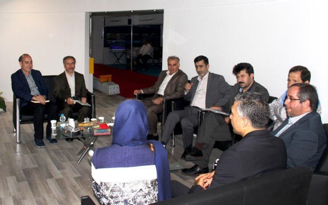 روز نخست نمایشگاه در تراورس