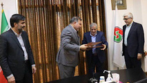 انعقاد تفاهم نامه سازمان راهداری و انجمن خیرین راه و ترابری در جهت اصلاح نقاط پر تصادف