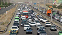 پلیس با خودروهای دولتی متخلف هم برخورد کند