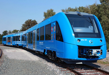 ‘World’s largest fleet of fuel cell trains’ ordered