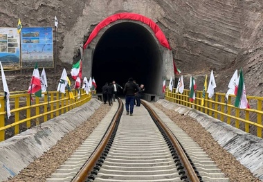 ریل به اردبیل رسید/تحقق یکی از مطالبات ریلی شمال‌ غرب کشور 
