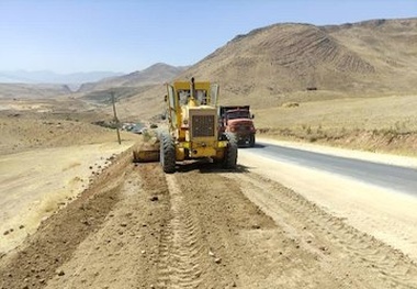 انجام یک هزار و ۱۰۰ کیلومتر شانه سازی راه در جنوب سیستان و بلوچستان