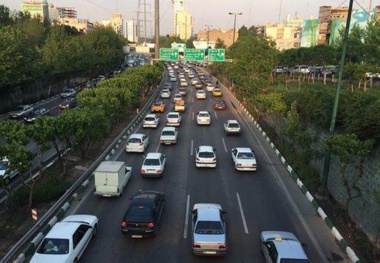 ایده‌ جالب برای نگه داشتن رانندگان بین خطوط 