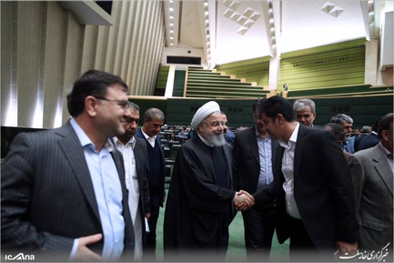 روحانی در مجلس