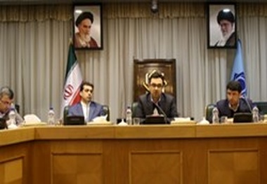 اجرای بسته تدابیر سه‎گانه ارز برای مدیریت نرخ دلار